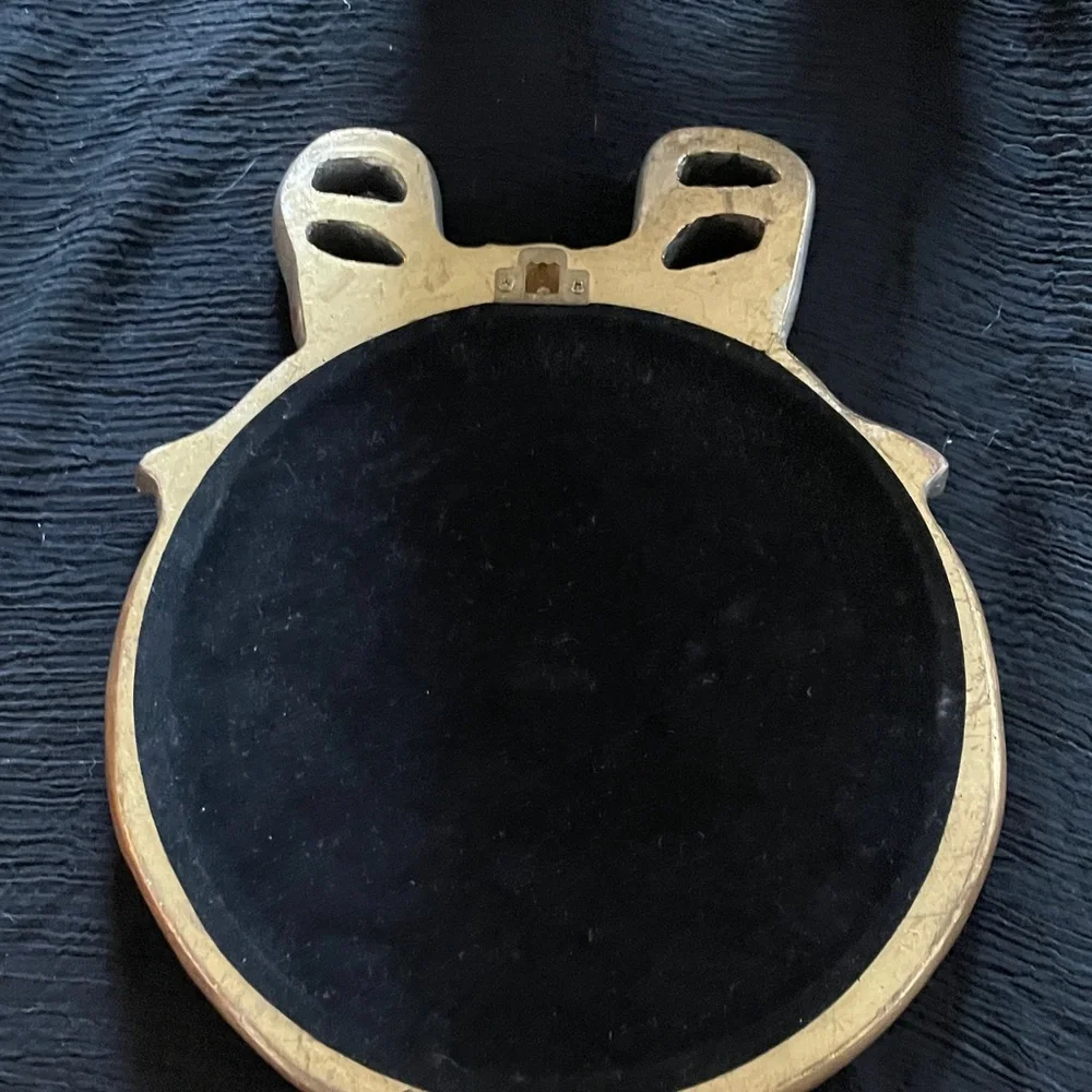 Heavy wreath mirror